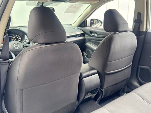 Used 2025 Nissan Altima 2.5 SV w/ SV Premium Package FWD image 30