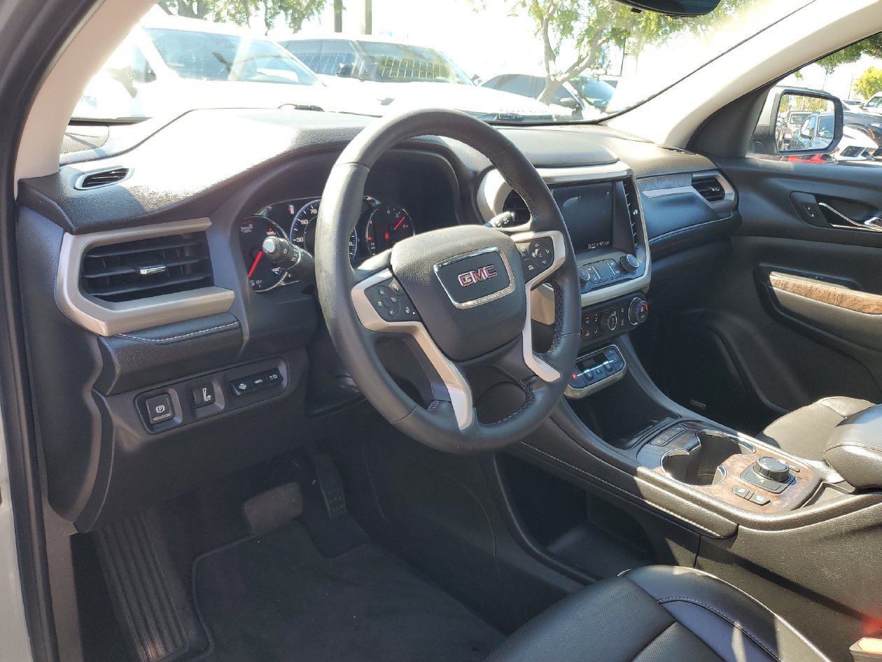 Used 2023 GMC Acadia Denali w/ Denali Ultimate Package FWD image 19