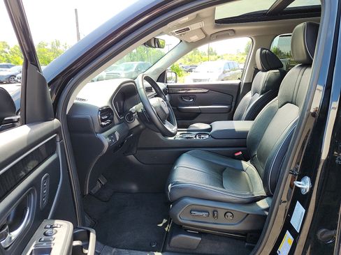 Used 2023 Honda Pilot Elite image 14