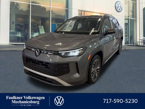 New 2026 Volkswagen Tiguan S image 1