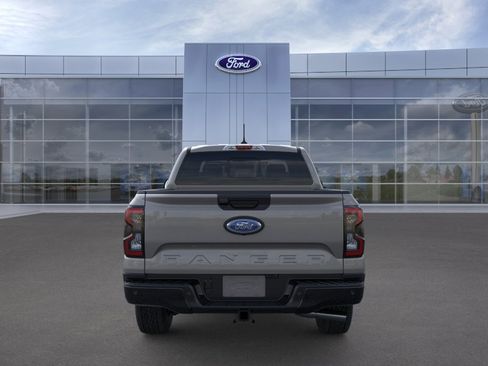 New 2025 Ford Ranger XLT w/ FX4 Off-Road Package AWD/4WD image 5
