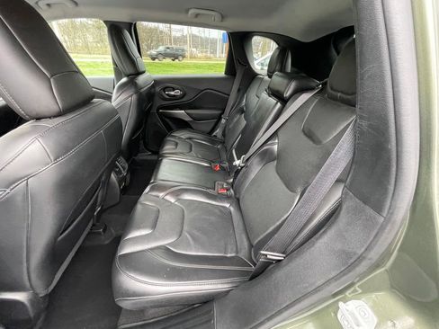 Used 2021 Jeep Cherokee Latitude Lux image 18