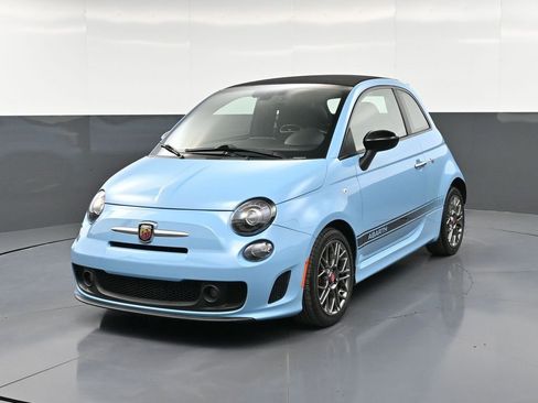 Used 2017 FIAT 500 Abarth w/ Popular Equipment Package FWD image 1