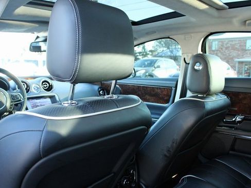 Used 2013 Jaguar XJ AWD image 31