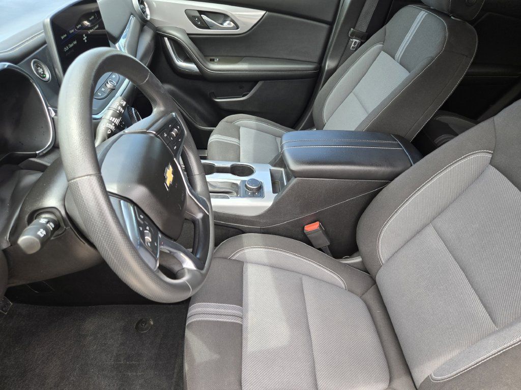 Used 2023 Chevrolet Blazer LT w/ Driver Confidence Package AWD/4WD image 20