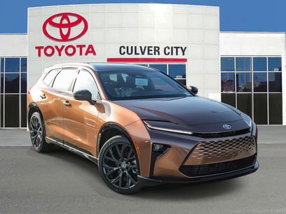 New 2025 Toyota Crown Signia