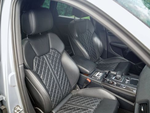Used 2018 Audi SQ5 Prestige AWD/4WD image 51