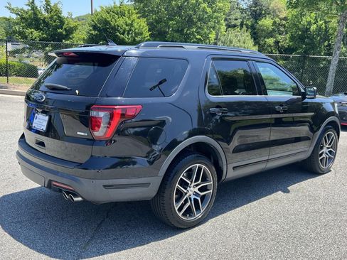 Used 2019 Ford Explorer Sport w/ Equipment Group 401A AWD/4WD image 7