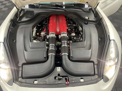 Used 2012 Ferrari California image 36