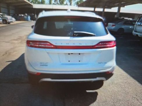 Used 2016 Lincoln MKZ AWD w/ Equipment Group 300A Reserve image 4