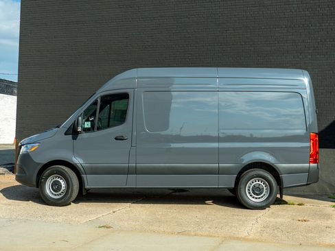 New 2026 Mercedes-Benz Sprinter 2500 image 8