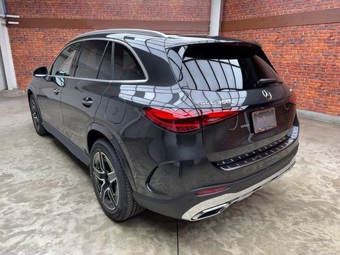 New 2026 Mercedes-Benz GLC 350e GLC 350e image 2