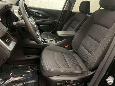 Used 2023 GMC Terrain SLE w/ Driver Convenience Package FWD image 10