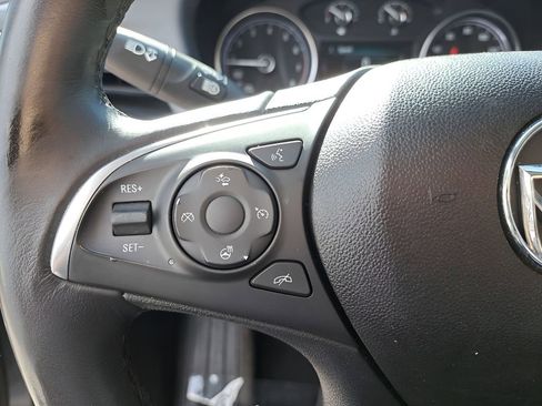 Used 2019 Buick Enclave Premium image 19