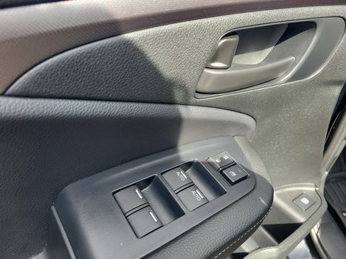 Certified 2025 Honda Ridgeline Sport image 21