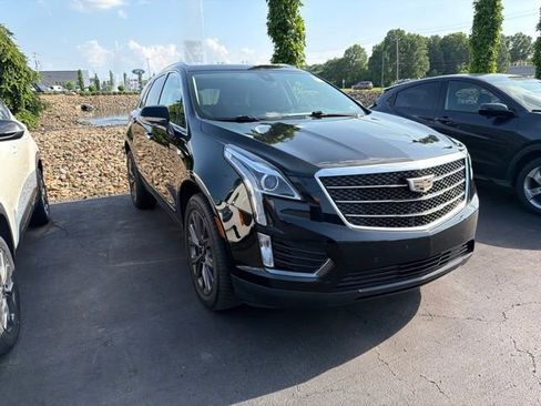 Used 2019 Cadillac XT5 Luxury w/ LPO, Black Ice Package AWD/4WD image 3