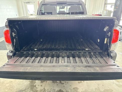 Used 2020 Toyota Tacoma TRD Sport image 25