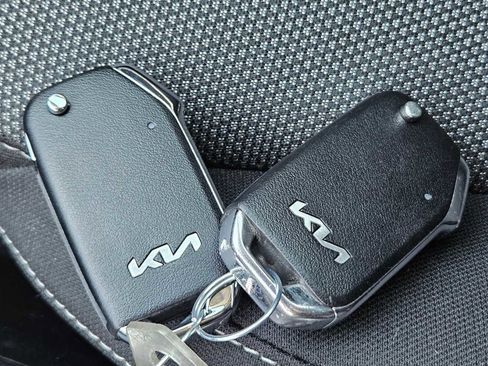 Used 2024 Kia Forte LXS image 25