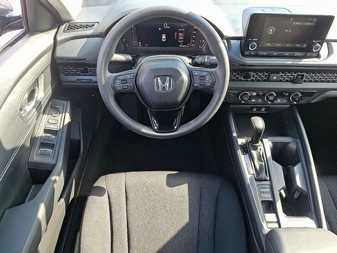 Used 2025 Honda Accord LX image 12