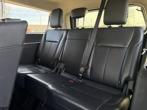 Used 2024 Ford Expedition Max XLT image 29