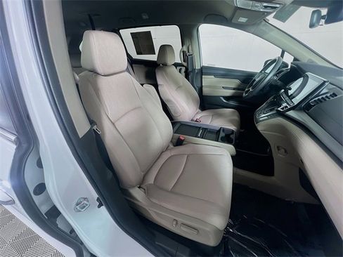 Used 2024 Honda Odyssey EX image 29