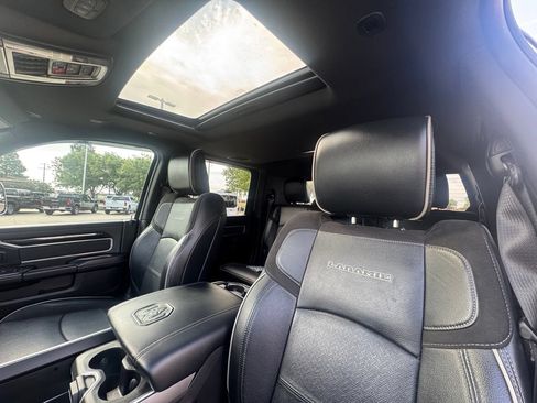 Used 2022 RAM 2500 Laramie AWD/4WD image 6