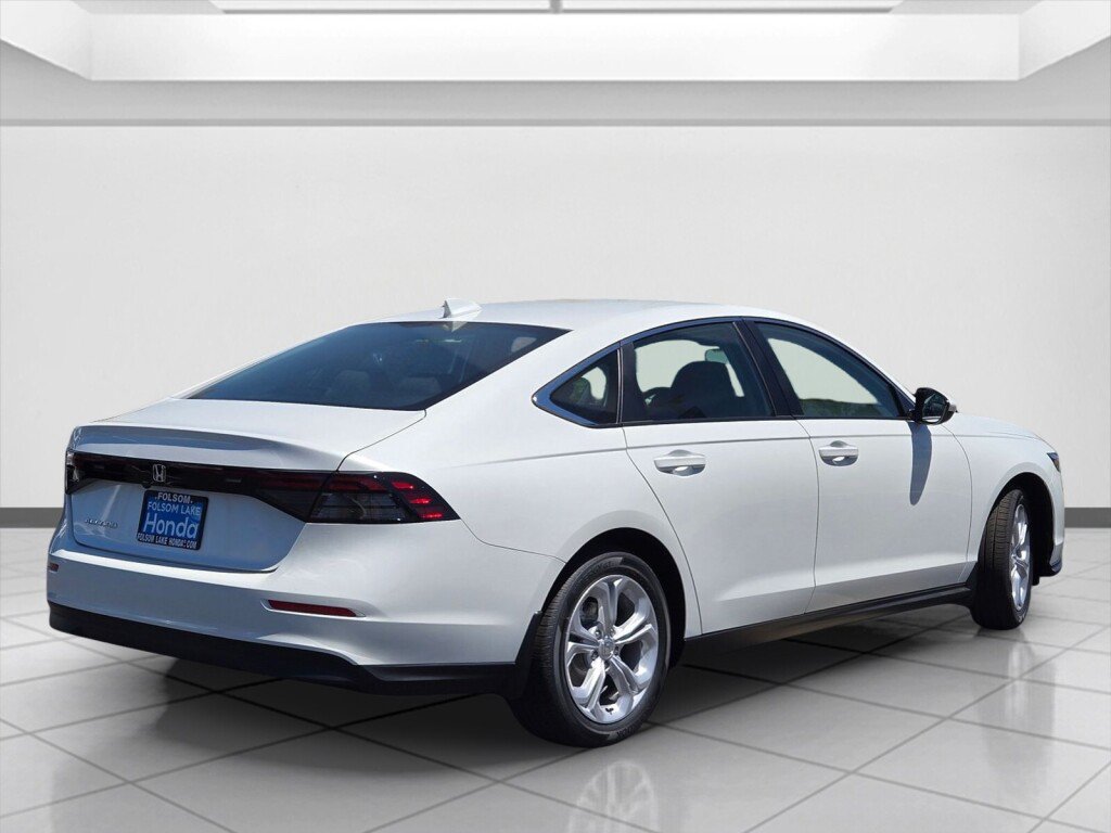 New 2026 Honda Accord LX image 4