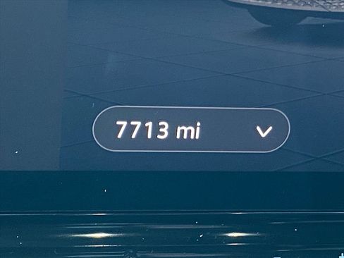 Used 2023 Volkswagen ID.4 Pro image 17