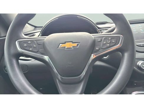 Used 2018 Chevrolet Malibu LT FWD image 14