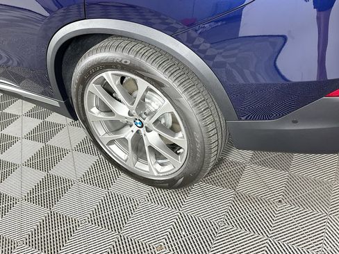 Used 2026 BMW X5 xDrive50e w/ Premium Package image 37