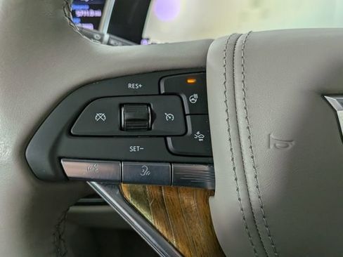 Used 2021 Cadillac Escalade ESV Sport Platinum image 10