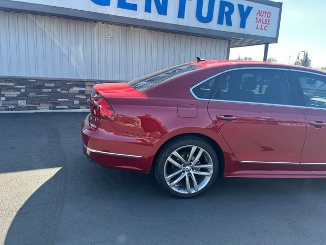 Used 2017 Volkswagen Passat 1.8T R-Line FWD image 14