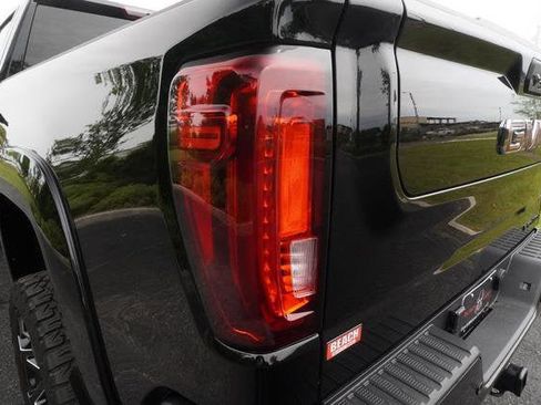 New 2026 GMC Sierra 1500 AT4 w/ AT4 Premium Package AWD/4WD image 40