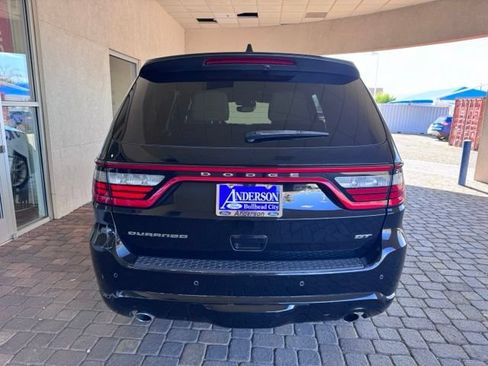 Used 2021 Dodge Durango GT RWD image 4