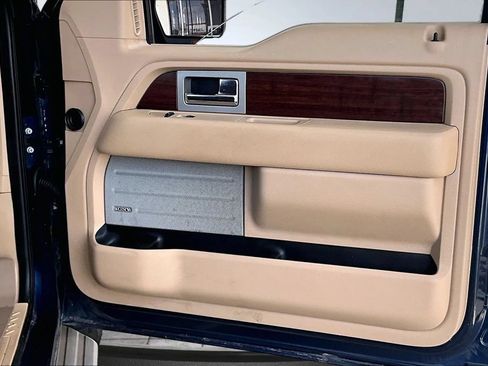 Used 2014 Ford F150 King Ranch w/ King Ranch Luxury Package AWD/4WD image 26