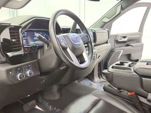 Used 2024 GMC Sierra 1500 SLT image 22