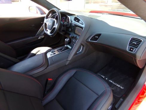 Used 2016 Chevrolet Corvette Z06 w/ 3LZ Preferred Equipment Group RWD image 27
