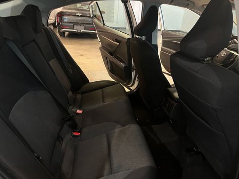 Used 2025 Toyota Camry LE image 37