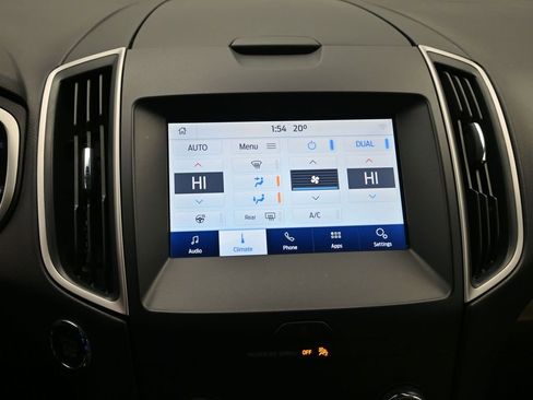 Used 2019 Ford Edge SEL w/ Equipment Group 201A image 17