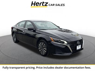 Used 2025 Nissan Altima 2.5 SV