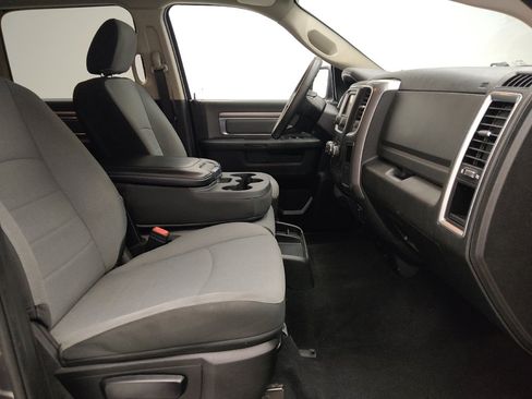 Used 2021 RAM 1500 Classic SLT RWD image 21