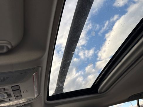 Used 2024 Toyota RAV4 XLE image 20