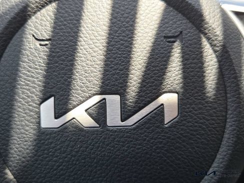 Certified 2024 Kia Seltos SX w/ SX Sunroof Package AWD/4WD image 31