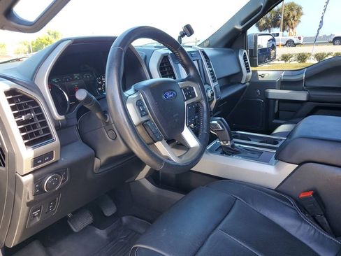 Used 2020 Ford F150 Lariat w/ Equipment Group 502A Luxury image 14