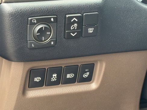 Used 2021 Lexus GX 460 Premium image 18