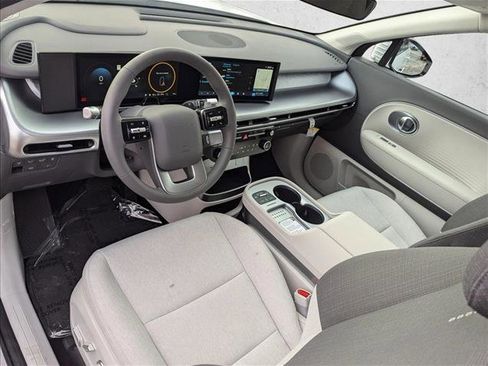 New 2026 Hyundai Ioniq 9 SE image 3