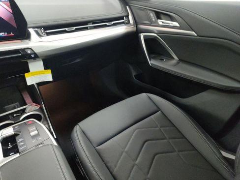 Used 2026 BMW X1 xDrive28i image 26