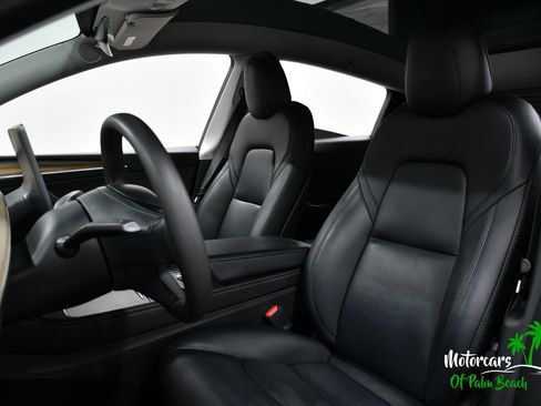 Used 2023 Tesla Model Y Performance AWD/4WD image 32