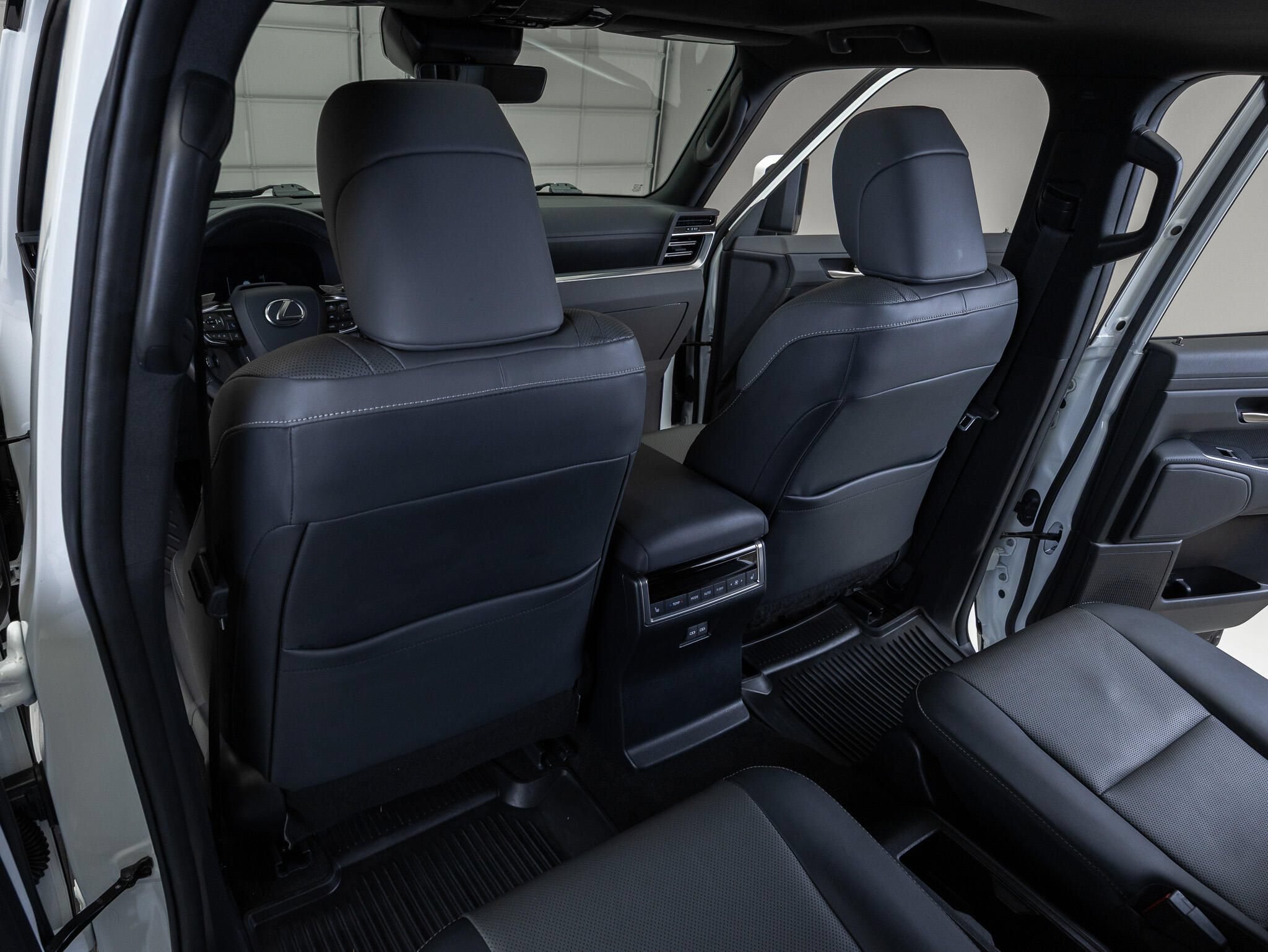 Used 2024 Lexus GX 550 w/ Accessory Package (Z1) AWD/4WD image 34