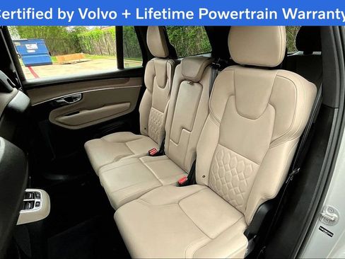 Used 2025 Volvo XC90 B6 Plus AWD/4WD image 35